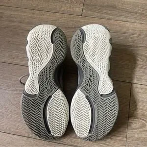 Nike | Shoes | Nike Gray And Pink Sneakers With Breathable  display picture 2